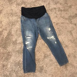 Distressed ankle length maternity jeans